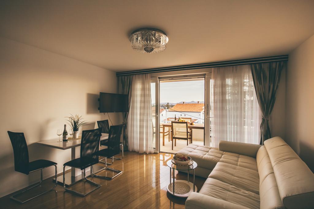 Opera Apartments Ζαντάρ Εξωτερικό φωτογραφία